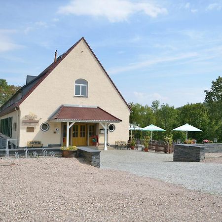 Land- Und Golfhotel Alte Fliegerschule Eisenach Exterior photo