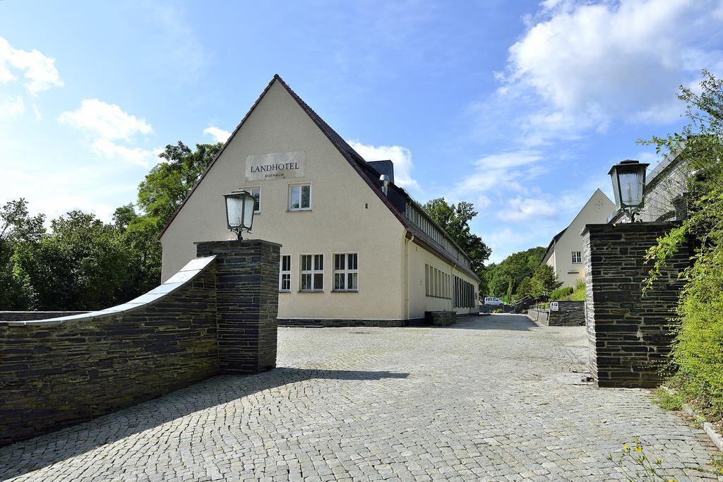 Land- Und Golfhotel Alte Fliegerschule Eisenach Exterior photo